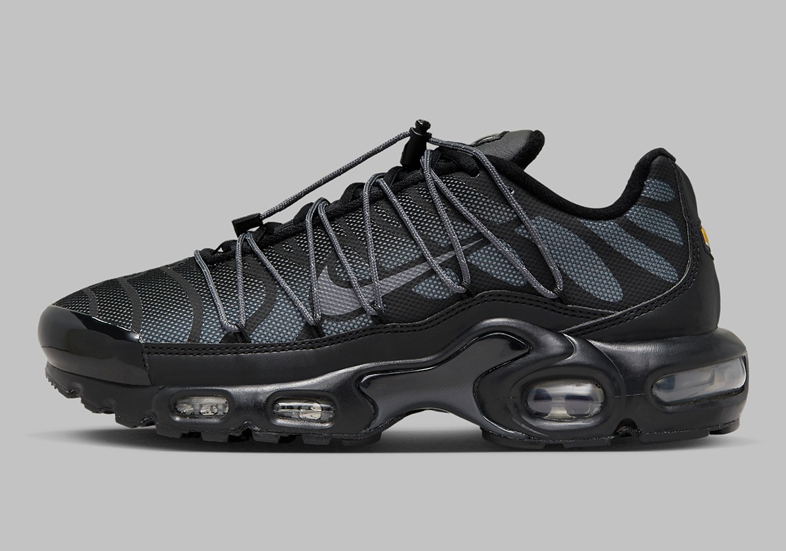 Nike Air Max Plus,FZ2770-001  Nike Air Max Plus 新配色曝光！还有隐藏细节！