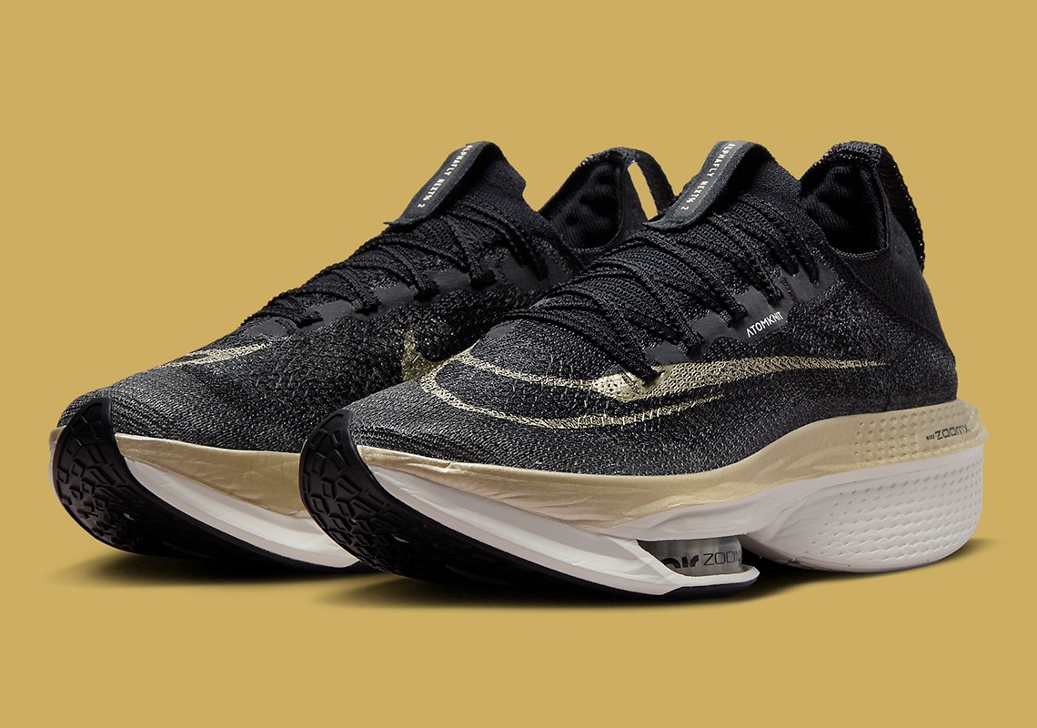 Nike ZoomX AlphaFly NEXT% 2,DN  黑金配色太奢侈！Nike 顶级超跑出新配色！