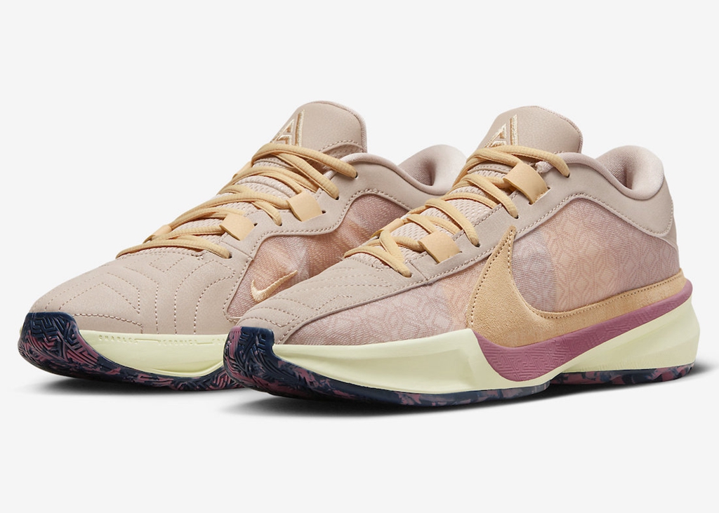 Nike,Zoom Freak 5,Fossil Stone  最美配色难道是它？粉色 Zoom Freak 5 官图亮相！