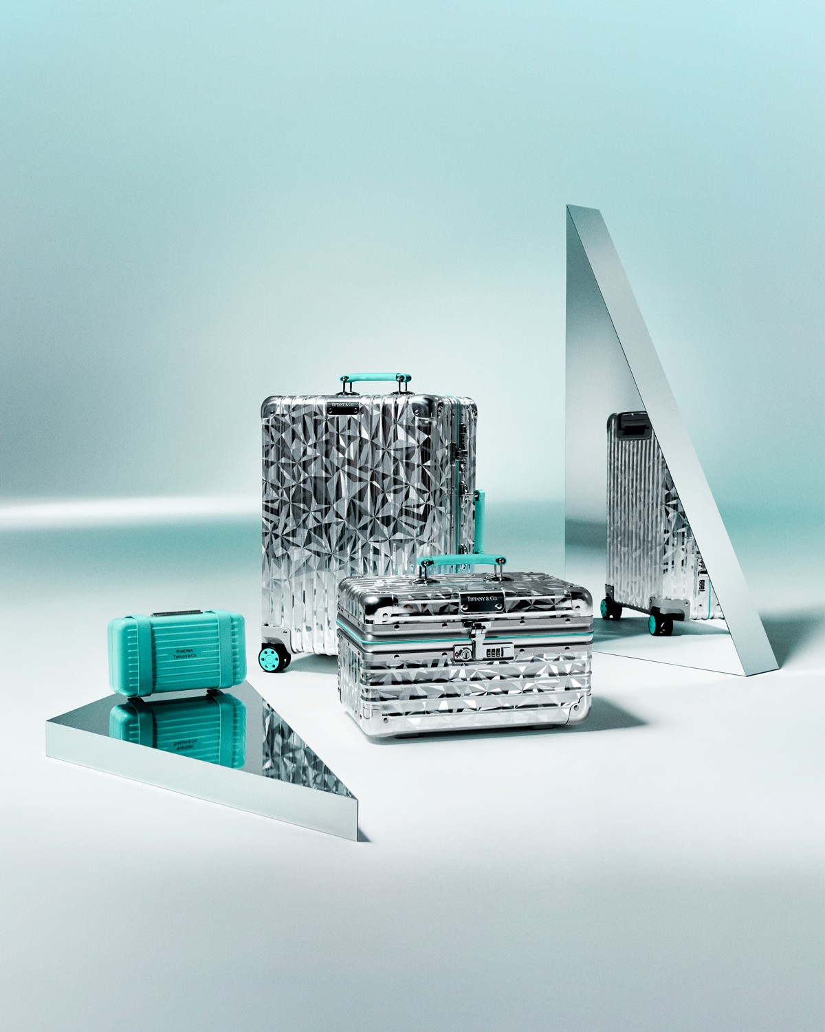 Tiffany & Co.,RIMOWA  Tiffany x RIMOWA 全新联名下周登场！这是我能看的吗！？