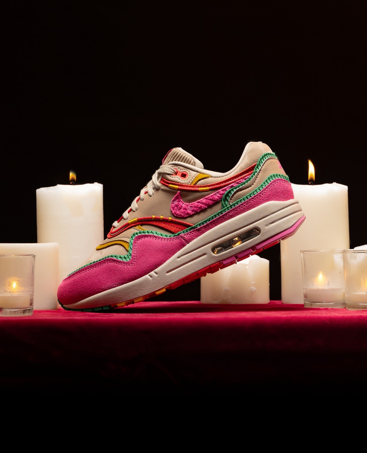 Nike Air Max 1,Familia,FN0598-  这可能是今年最美的 Air Max 1 了...
