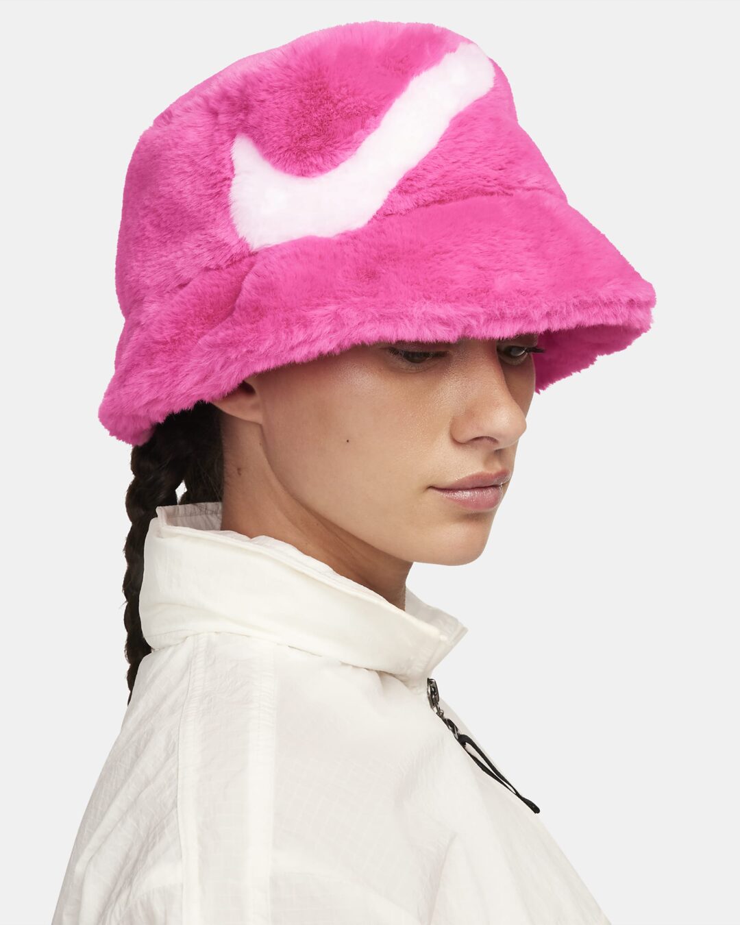 Nike Faux Fur Swoosh Bucket  Nike「渔夫帽」曝光！这三个你更爱哪款！