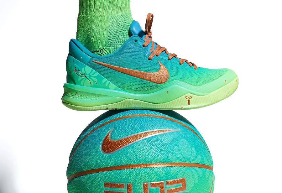 Nike Kobe 8 Protro  颜值又破新高！这双 Kobe 8 你打几分？