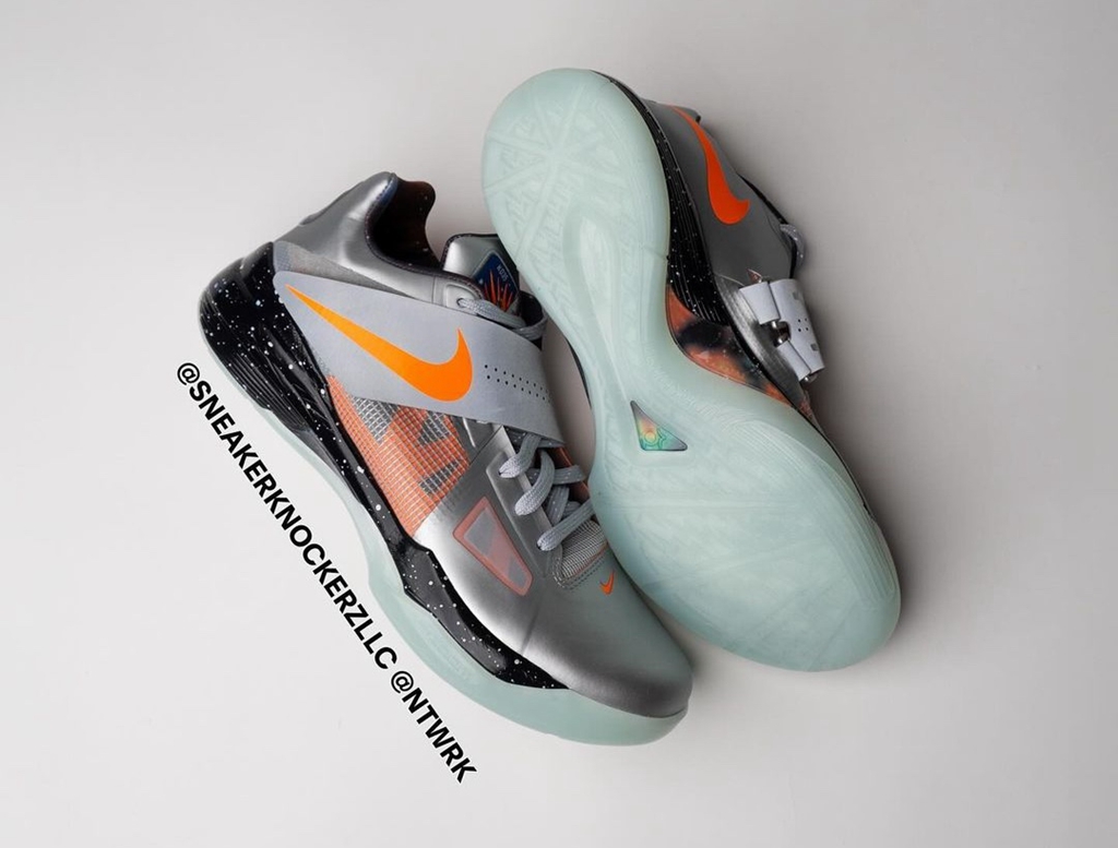 Nike,KD4,Galaxy  完美还原元年！银河 KD4 又有新实物！