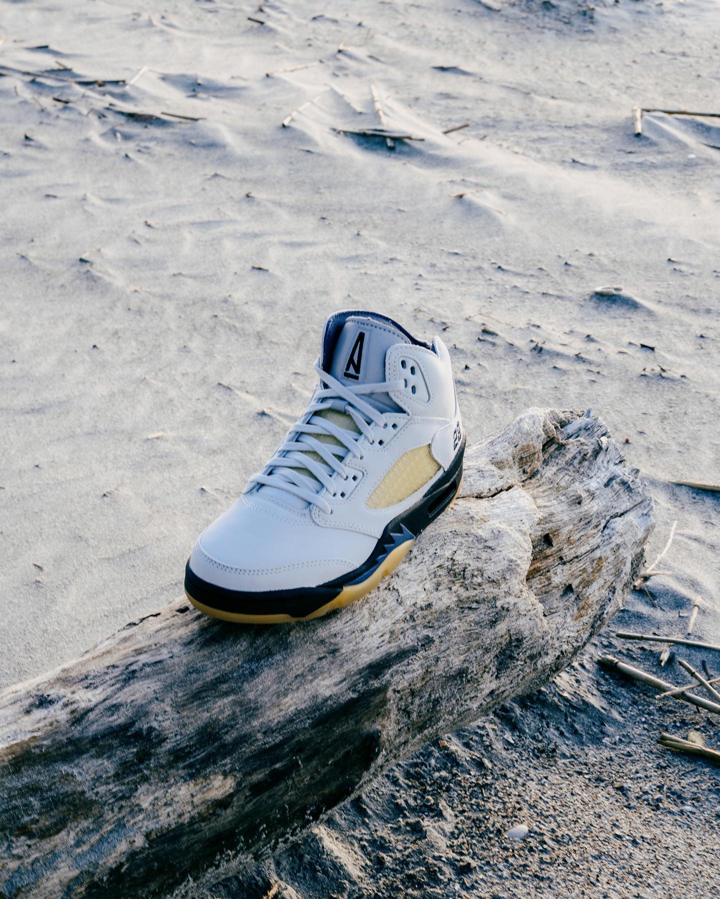 A Ma Maniére,Air Jordan 5   AMM x AJ5 今早登场！你中签了吗？