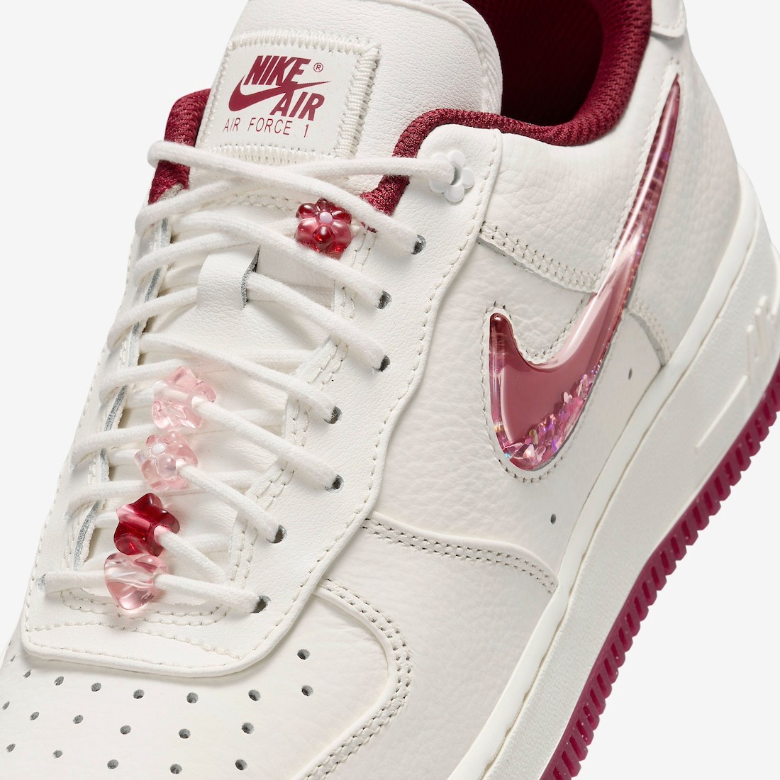 Nike,Air Force 1 Low,Layers of   情人节 AF1 还有隐藏配色！官图曝光！