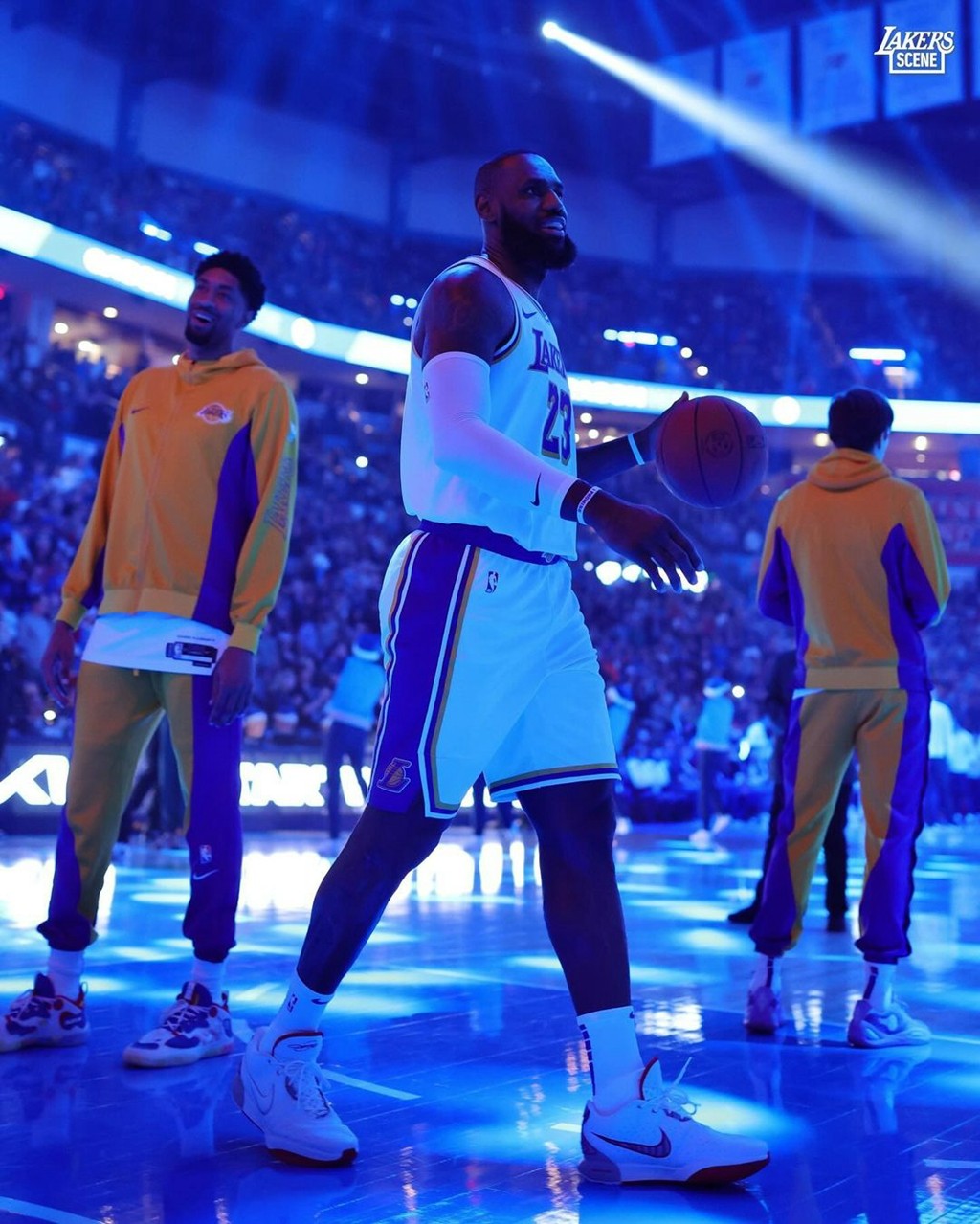 NBA,詹姆斯,德罗赞,东契奇,库里,UA,Nike,Air   近期 NBA 上脚！「樱花」AJ38 美到窒息！