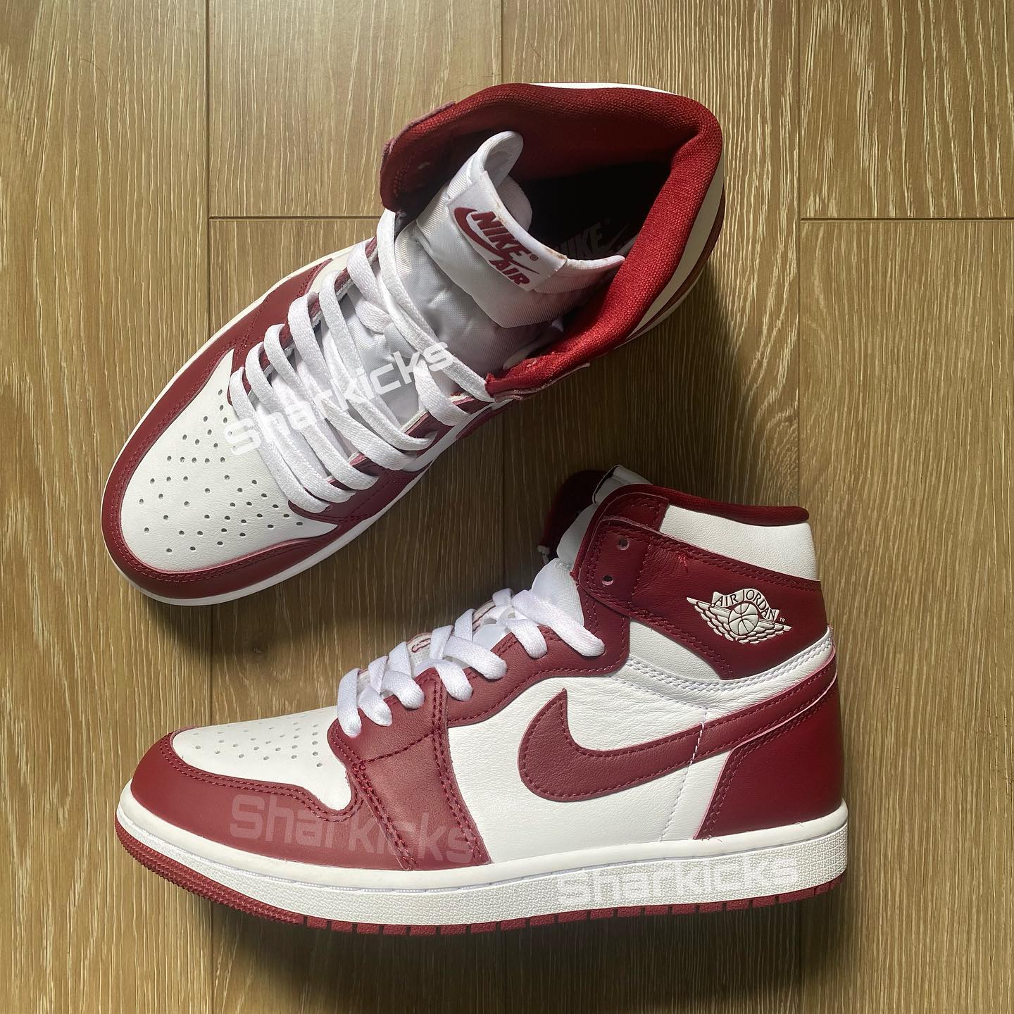 AJ1,Air Jordan 1 High OG,Team  皮质真不错！新配色 AJ1 实物首次曝光！