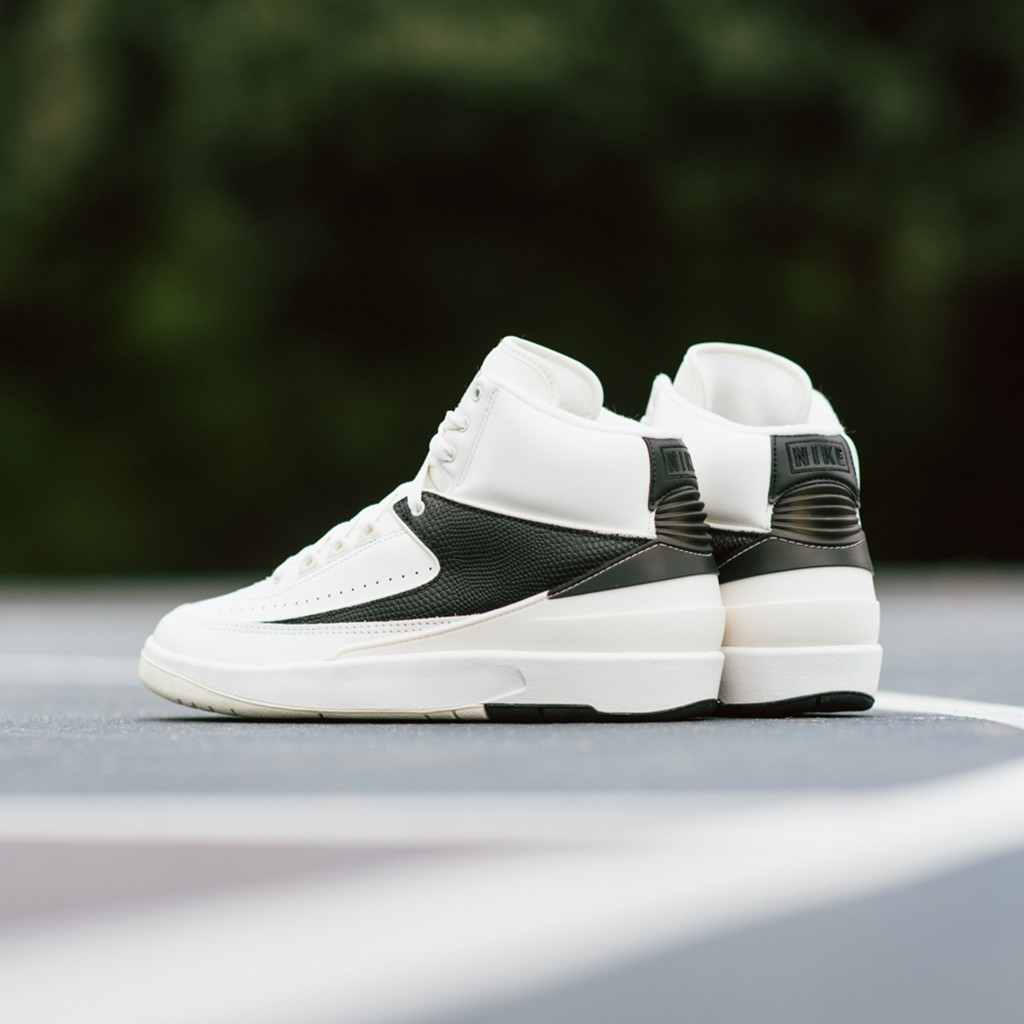 Air Jordan 2,Coconut Milk  又一双百搭好鞋！椰奶 AJ2 实物美图释出！