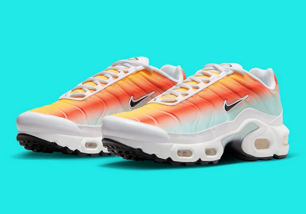 Air Max Plus,Tropical Gradient  落日渐变装扮！这双 Air Max Plus 太美了！
