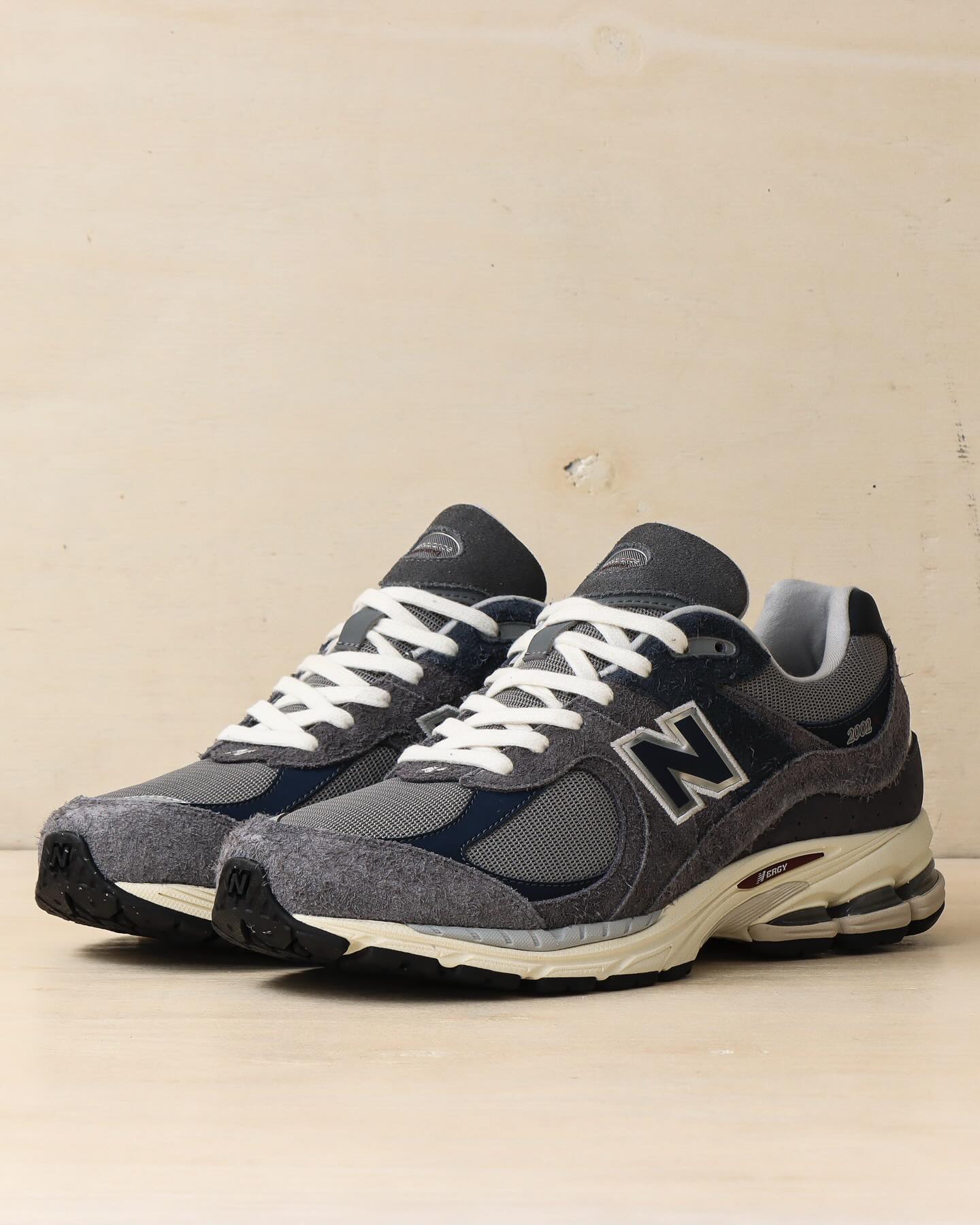 NB,New Balance,M2002R  近期最火鞋型之一！New Balance 2002R 新配色美图！