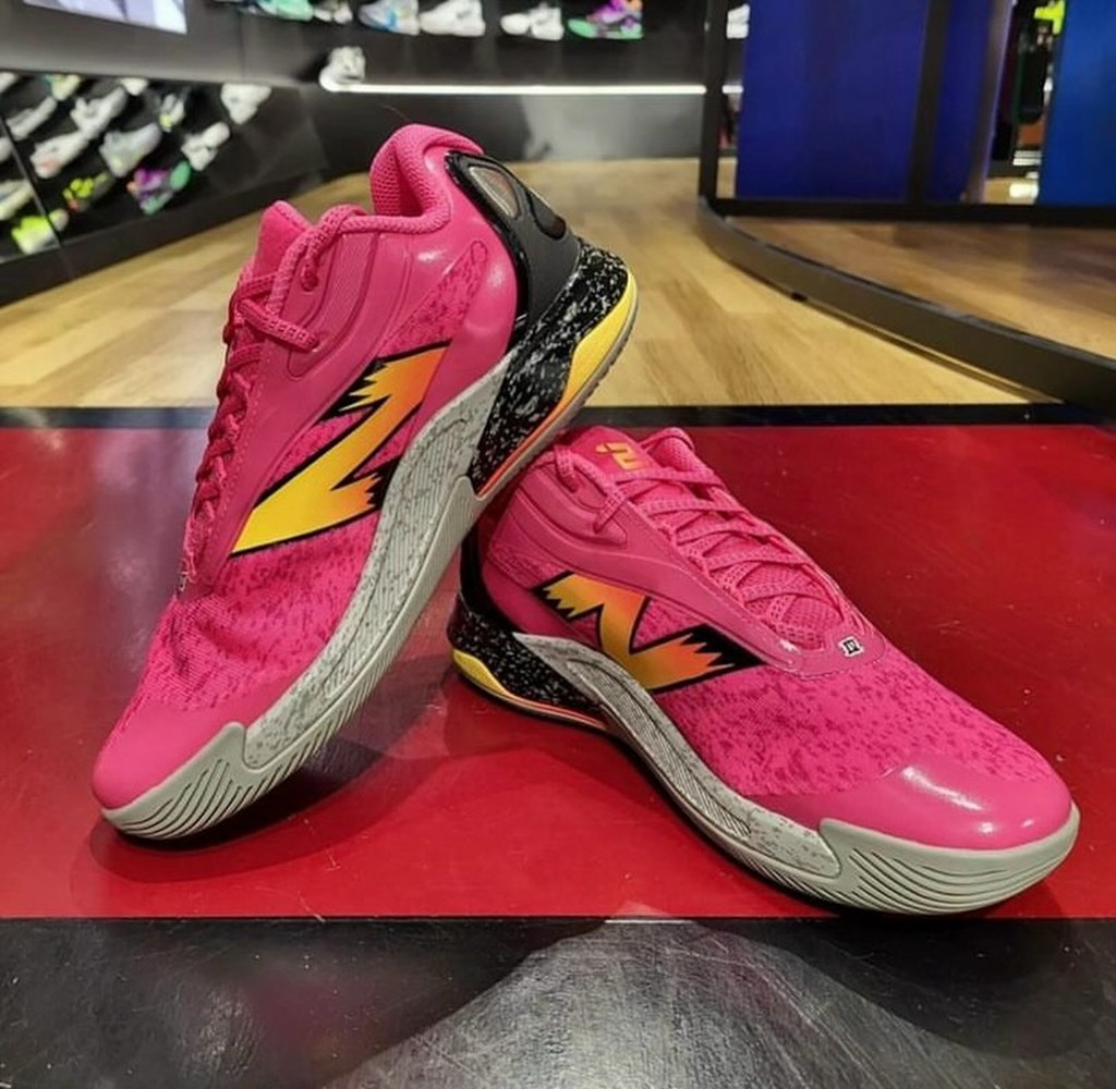 New Balance,Kawhi 4  NB 伦纳德 4 代新配色来了！颜值你打几分？