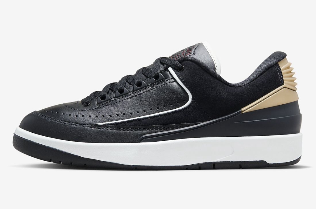 Air Jordan 2 Low WMNS,DX4401-0  奢华黑金装扮！新配色 AJ2 官图曝光！
