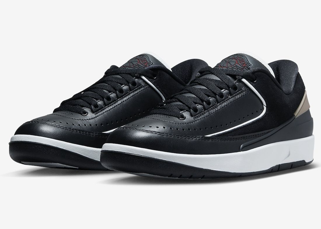 Air Jordan 2 Low WMNS,DX4401-0  奢华黑金装扮！新配色 AJ2 官图曝光！