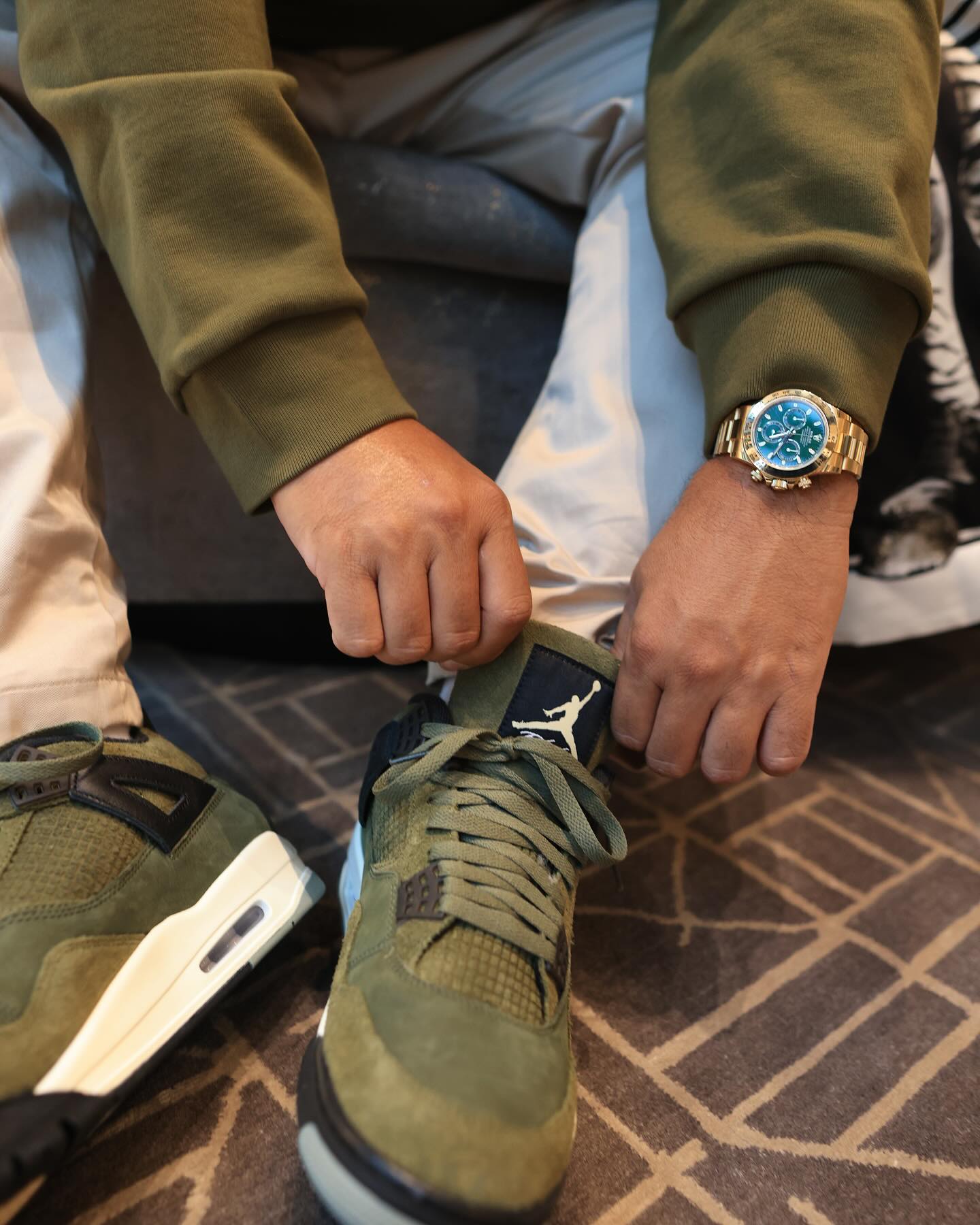 明星上脚,DJ Khaled,小罗伯特·唐尼,AJ4  钢铁侠也穿 AJ！「小罗伯特·唐尼」上脚 AJ4 你打几分！