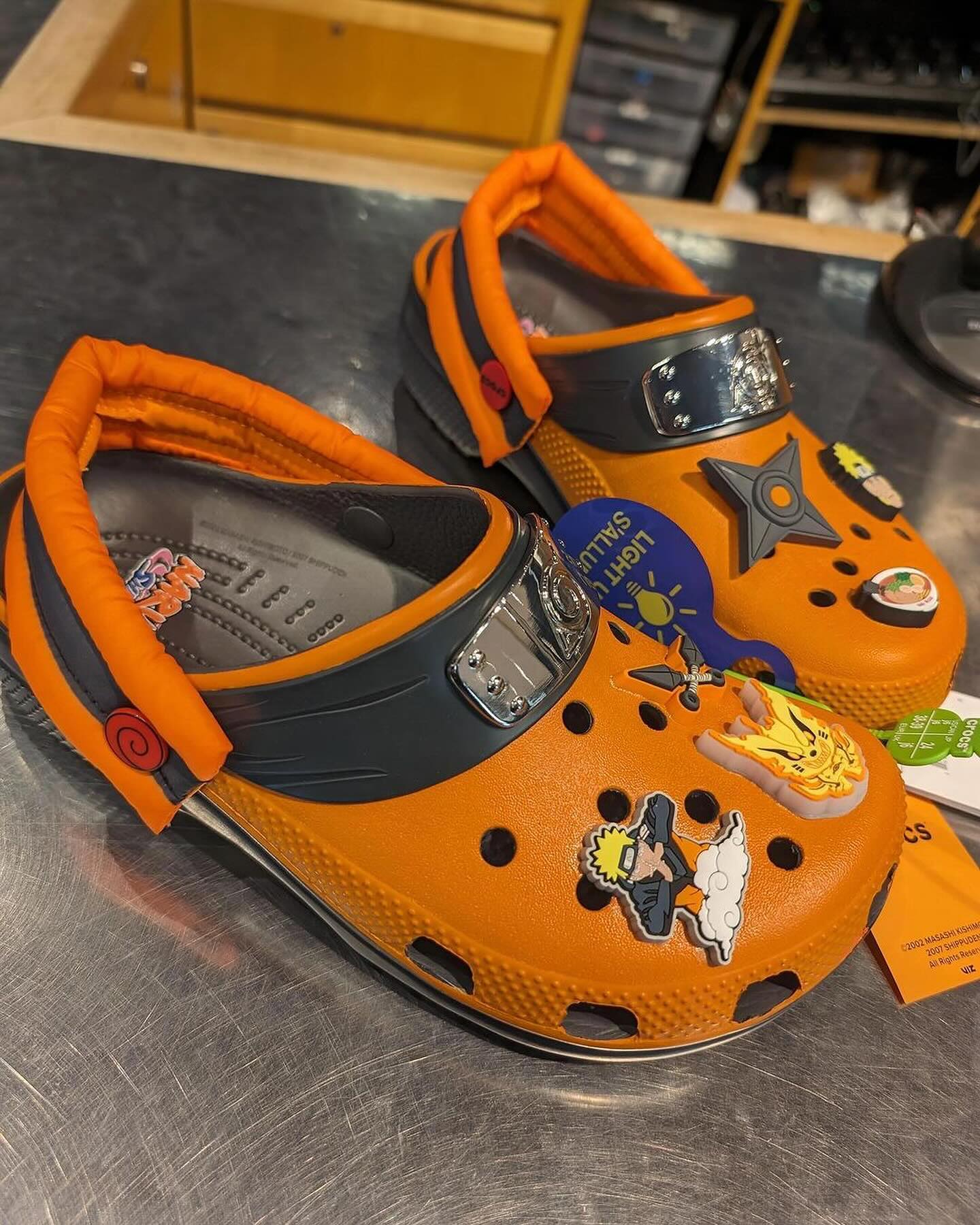 《火影忍者》,Crocs  配件超丰富！《火影忍者》x Crocs 抢先曝光！