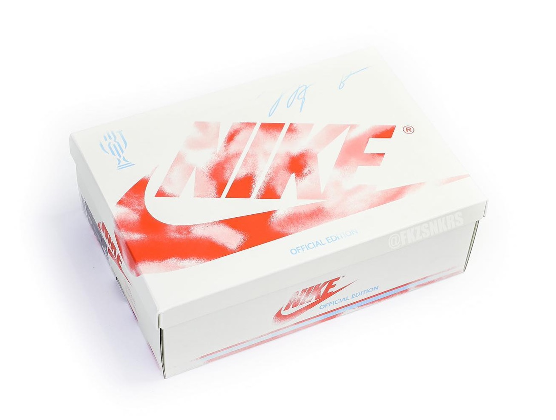Trophy Room,Air Jordan 1 Low O  Trophy Room x AJ1 规格不低！灵感竟是「球星卡」！
