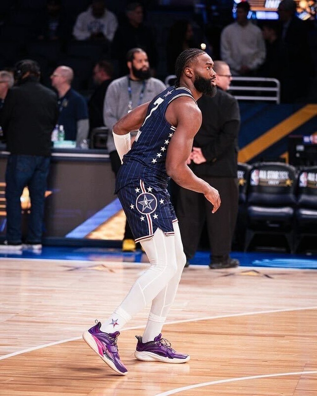NBA,布朗,全明星,安踏,欧文一代,KAI 1  有情况！杰伦·布朗上脚「欧文一代」！网友：踏子要签？