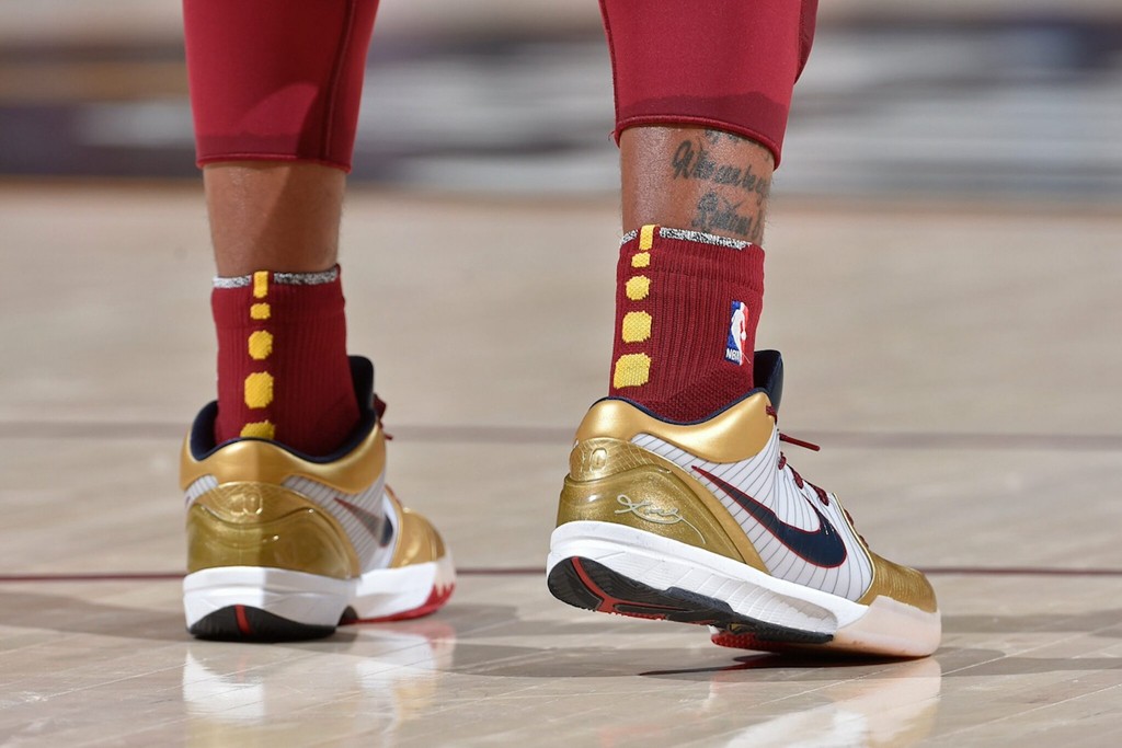 Nike,Kobe 4 Protro,Gold Medal,  金牌 Kobe 4 实物首次亮相！日期终于有了！