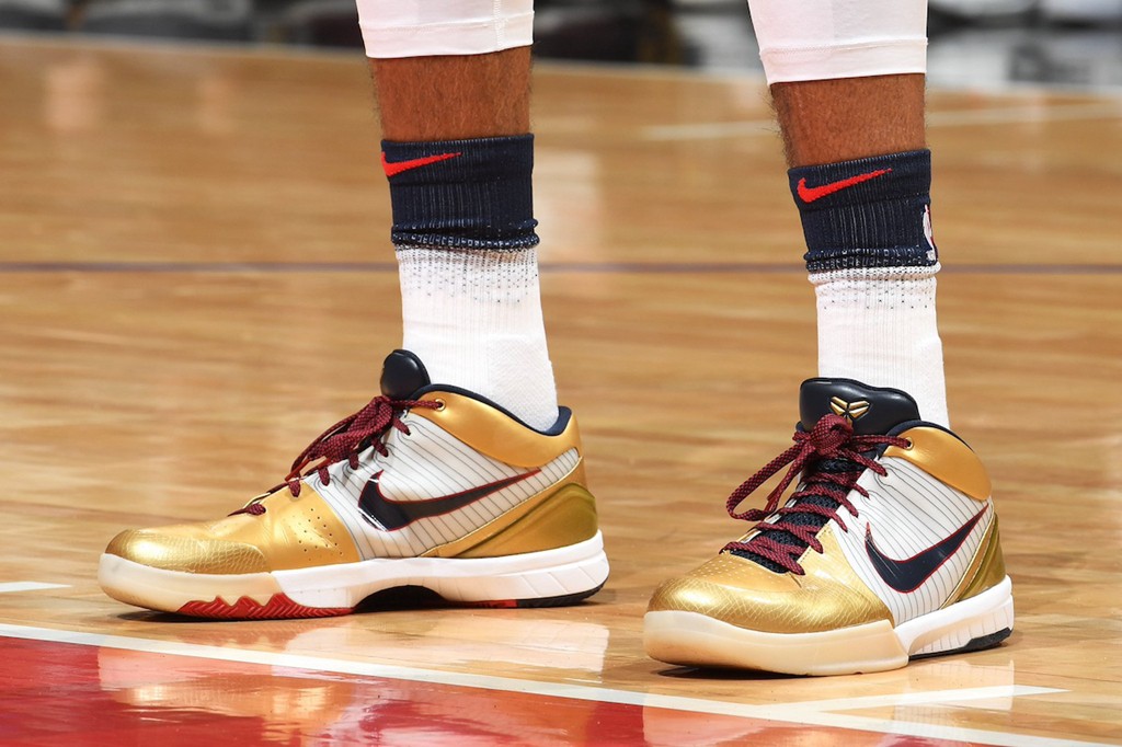 Nike,Kobe 4 Protro,Gold Medal,  金牌 Kobe 4 实物首次亮相！日期终于有了！