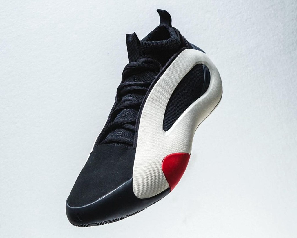 清单,Air Jordan,Nike,Dunk  年后第一波「新鞋清单」来了！Yeezy 回归、Nike 万元球鞋复刻！