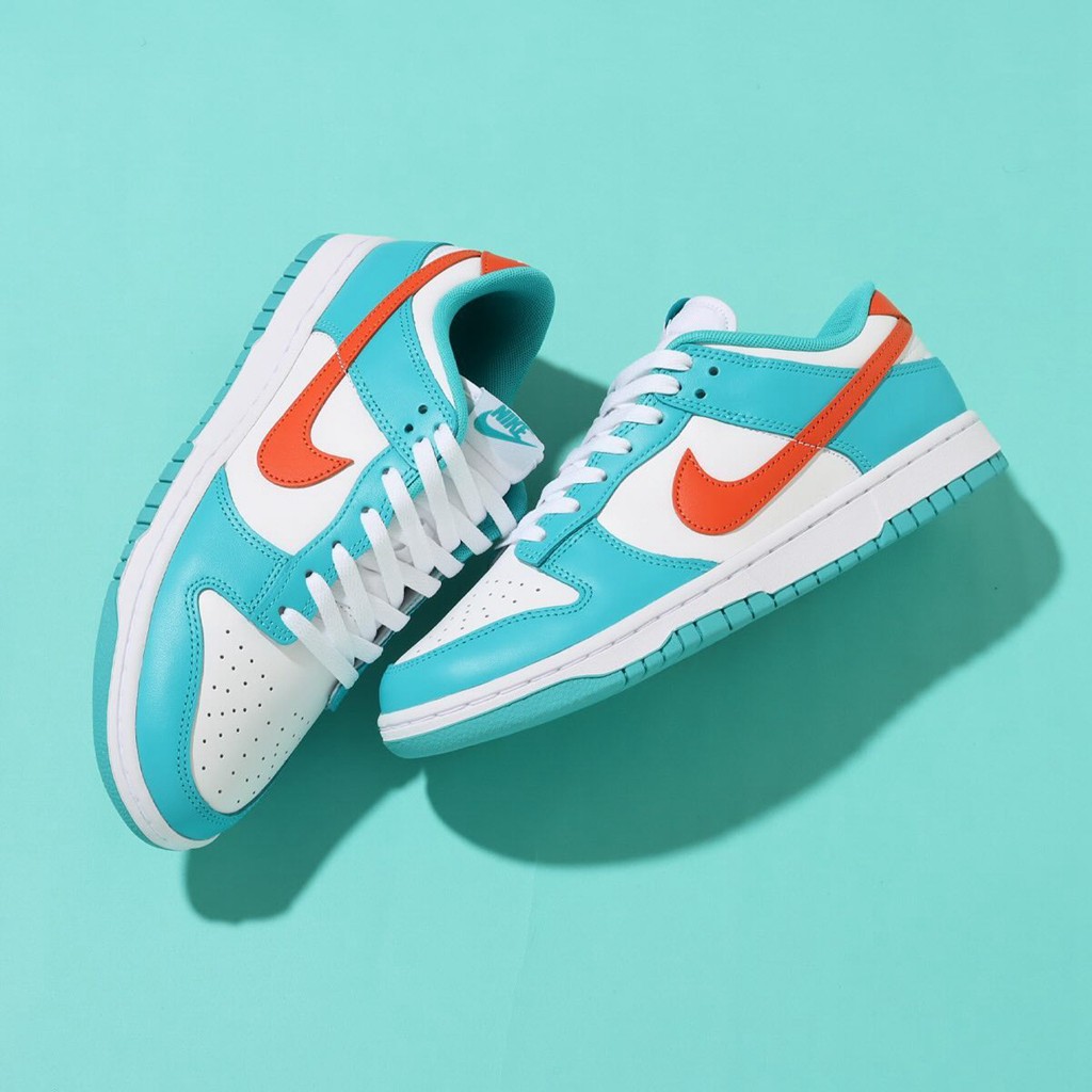 Nike,Dunk,熊猫  现在买 Dunk 太香了！原来好几千的配色，如今都这价了...