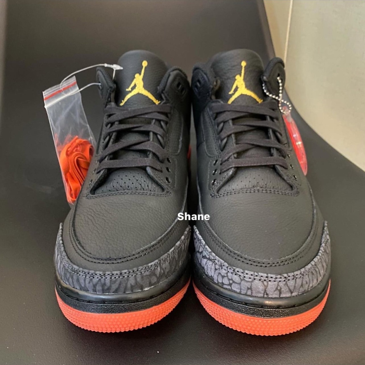 FN0344-001,AJ3,Air Jordan 3,J  上个配色 ￥3000 多！这双联名 AJ3 的新配色要来了！