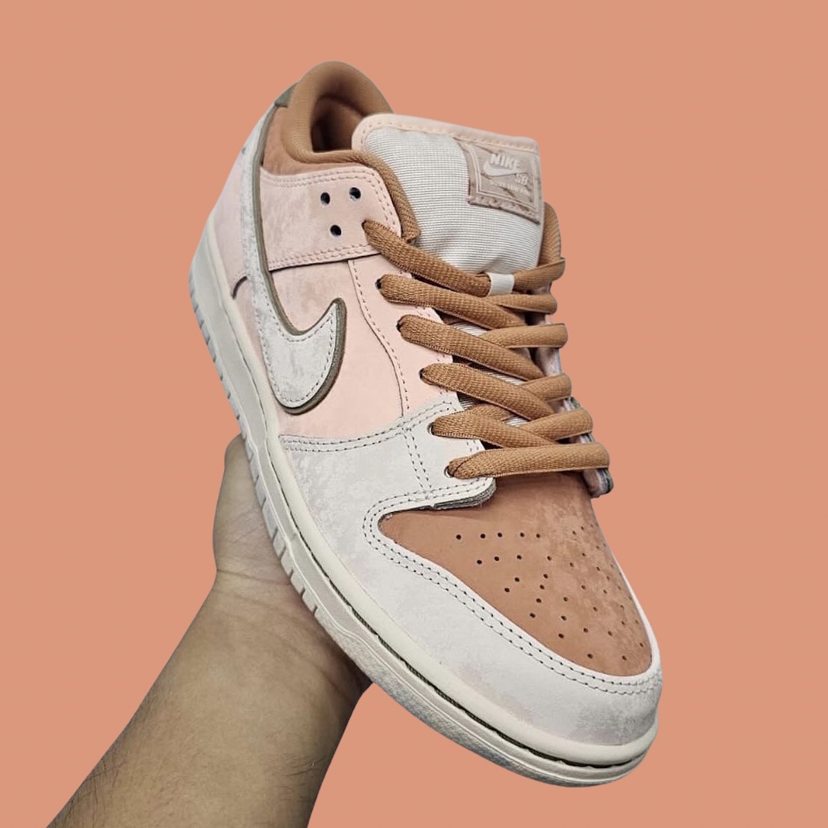 Nike,Dunk SB,Trocadéro Gardens  全新 Dunk SB 来头不小！美拉德新配色颜值、质感绝了！