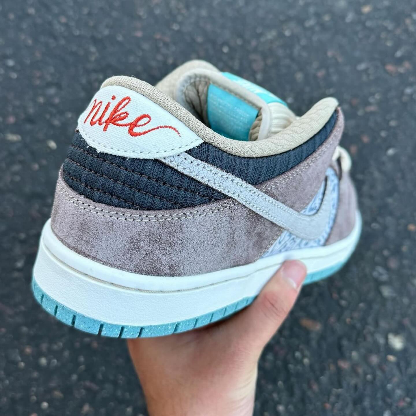 Nike SB,Dunk Low,Big Money Sav  规格不输联名！「浮雕」Dunk SB 最新实物曝光！