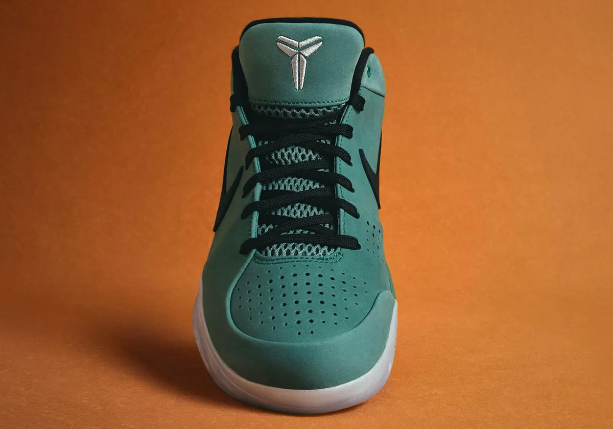FQ3545-300,Kobe 4,科比,Nike  下周登场！Kobe 4 新配色国区亮相！