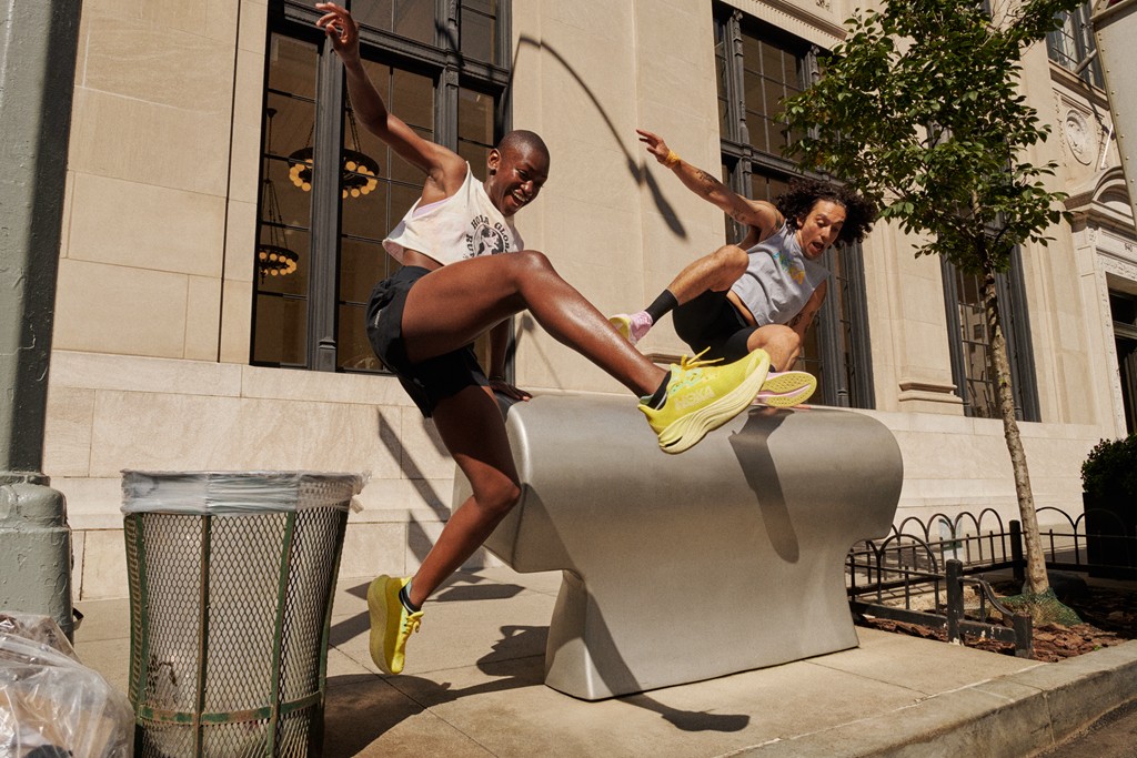 HOKA ONE ONE,CLIFTON 9,SKYWARD  都是新配色！HOKA 三款经典跑鞋集中发布！