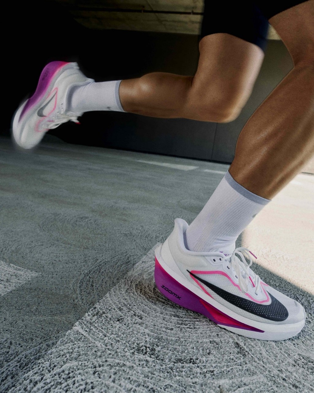 HJ7038-100,Eliud Kipchoge,Zoom  Nike 新「竞训跑鞋」要来了！还有基普乔格专属配色！