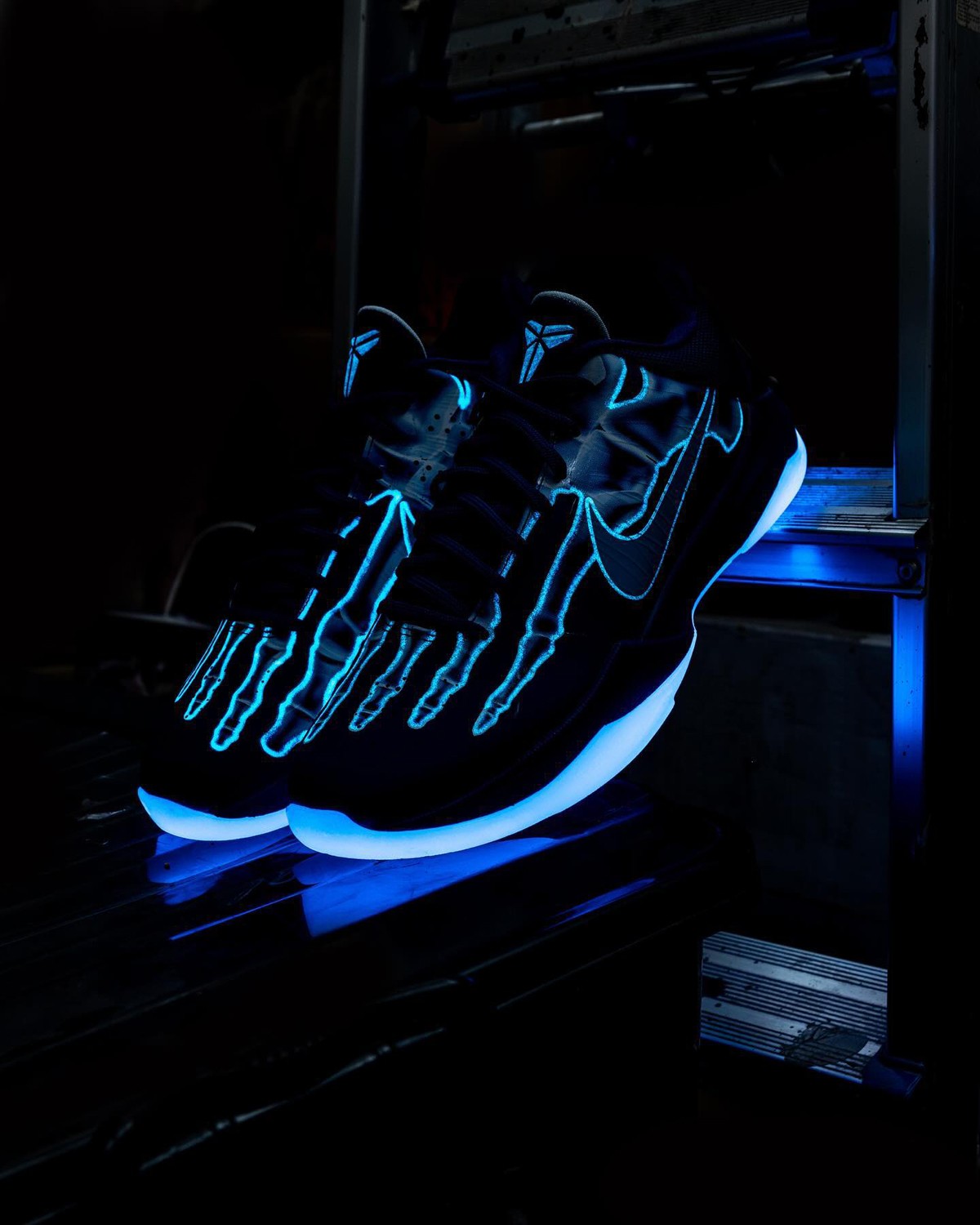 kobe 5,Air Jordan 4,CLOT,冠希  近期「热门新鞋」市价汇总！Kobe 5 创新低，涨价最猛的竟是这双！