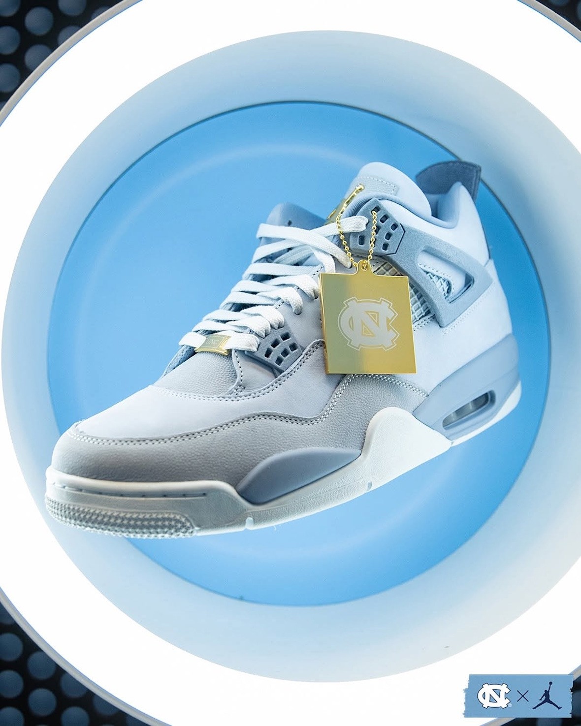 UNC,Air Jordan 4,AJ4,北卡  官方出品的「北卡」AJ4，细节太奢华了！