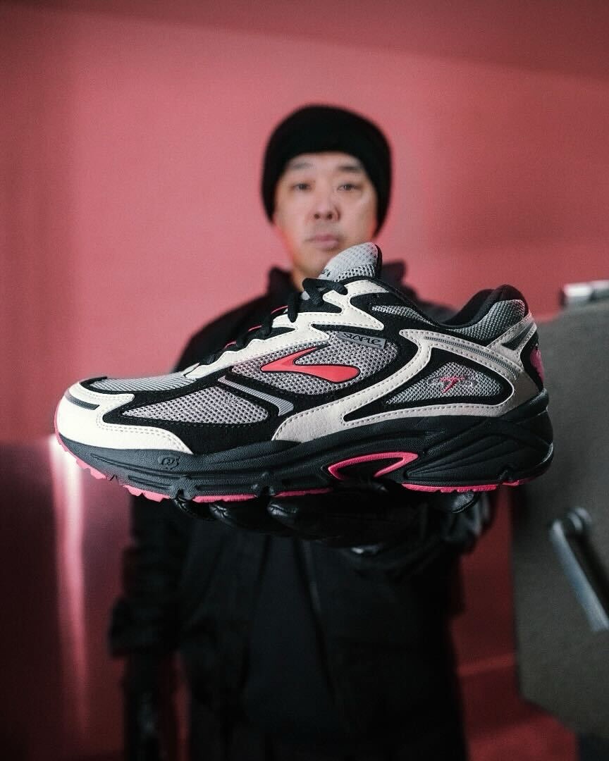 Jeff Staple,GTS 4,Brooks 布鲁克斯  「鸽王」新联名曝光！鞋型出乎意料！