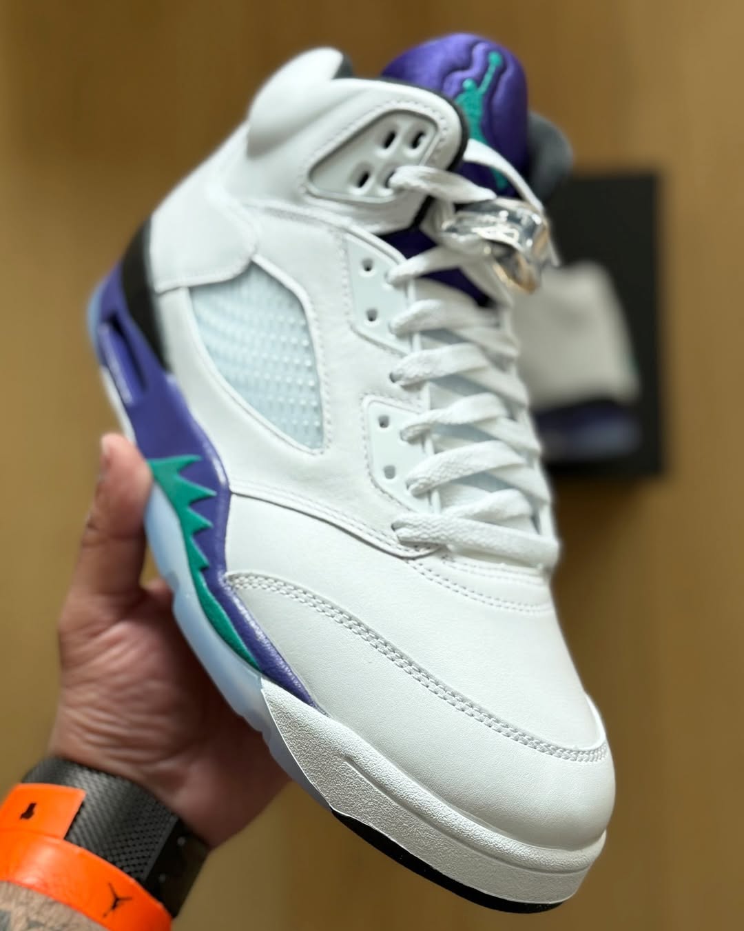 AJ,Air Jordan 5 OG,Grape,HQ797  登场倒计时！白葡萄 AJ5 最新实物！