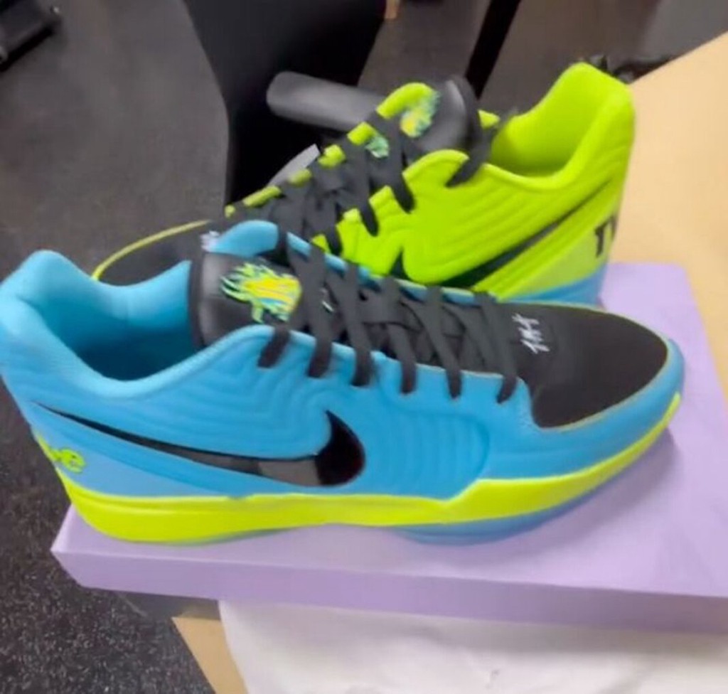 Nike,JA2,莫兰特  画风大变！莫兰特 JA2 多款新配色泄露！