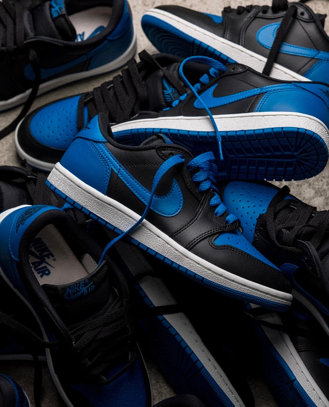 IB1981-004,AJ1,Air Jordan ,1,低  OG 规格！低帮皇家蓝 Air Jordan 1 官图来了！