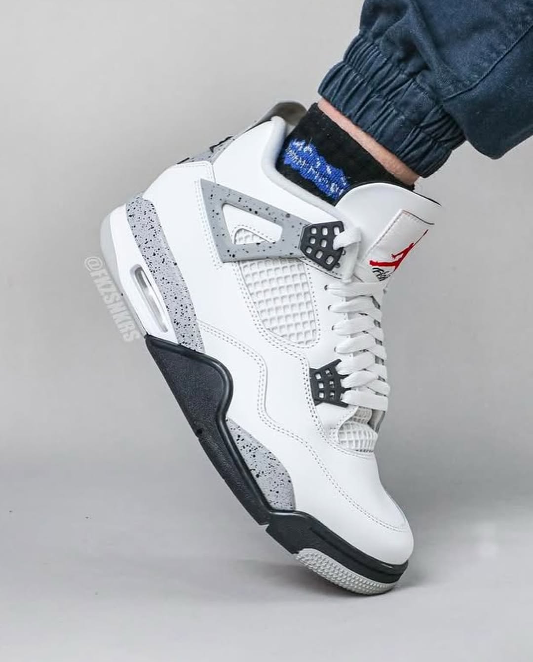 AJ,Air Jordan 4,White Cement,F  最新实物！「白水泥 AJ4」上脚给几分？