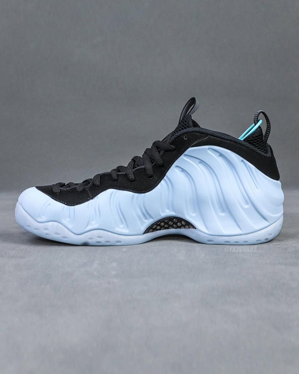 Nike,Air Foamposite One,Psychi  哑光「冰蓝喷」上脚效果曝光！实物确实帅！