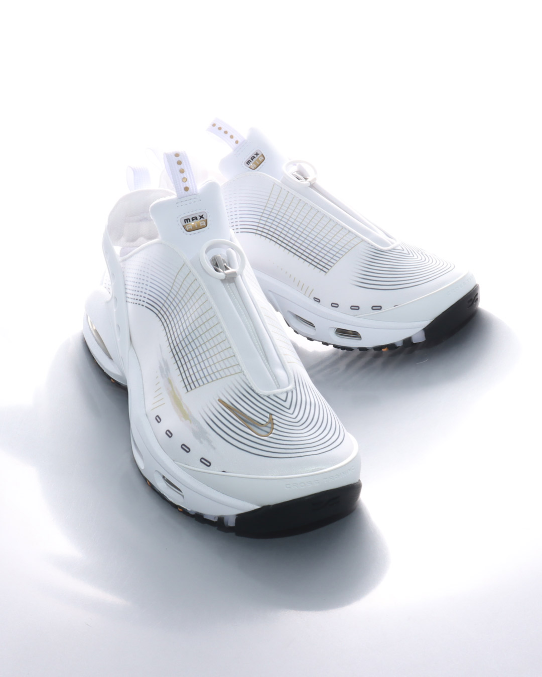 FZ2089-100,Air Max Craze,Nike  Nike 经典鞋型回归！还迎来这个联名！
