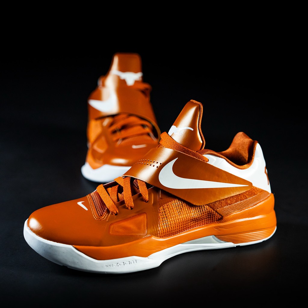 Nike,KD4,Texas,IB3555-800  德州 KD4 最新实物！OG 味十足！