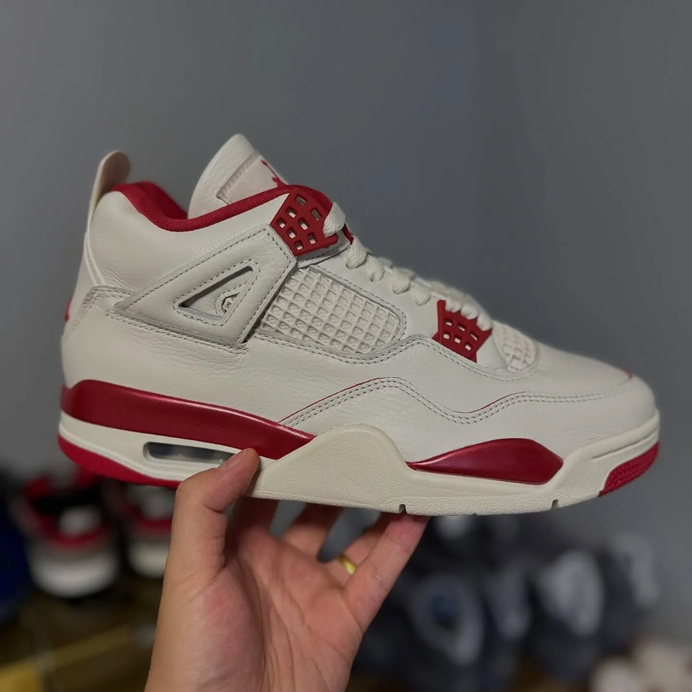 Air Jordan 4,AJ4,Sierra Red,WM  设计够大胆！明年「情人节 AJ4」首次曝光！