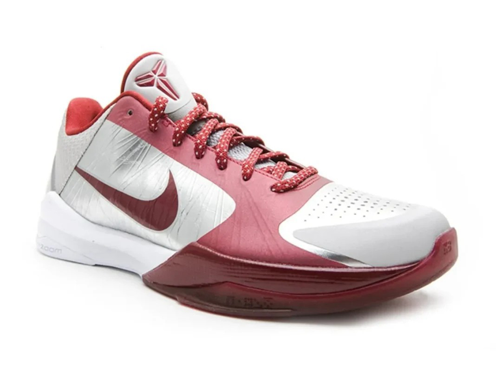 Nike,Kobe 5 Protro,Lower Merio  实物首曝！「科比母校 Kobe 5」细节有变化！你打几分？