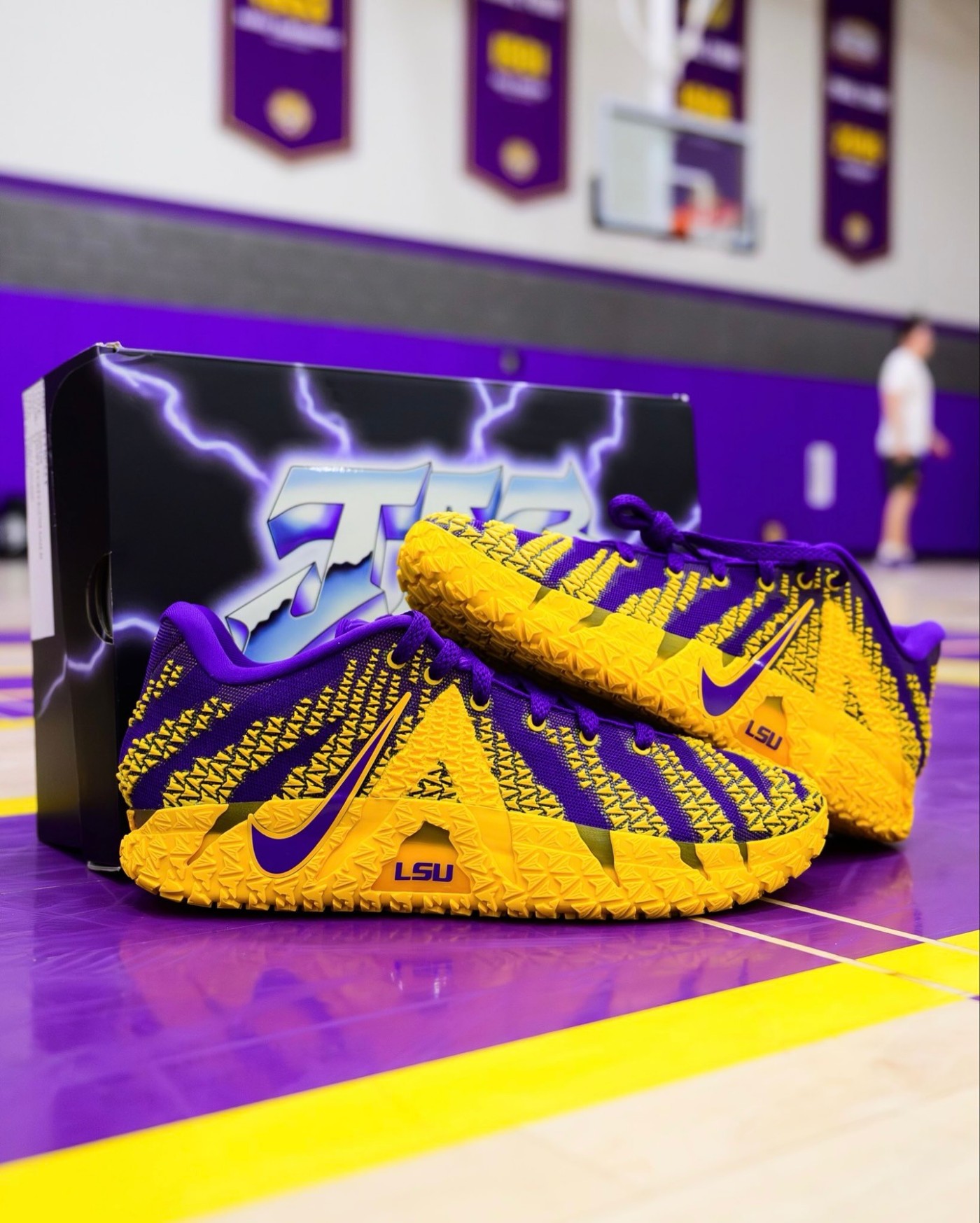 JA3,莫兰特,Nike  配色真狂！莫兰特 JA3「球队专属」曝光！