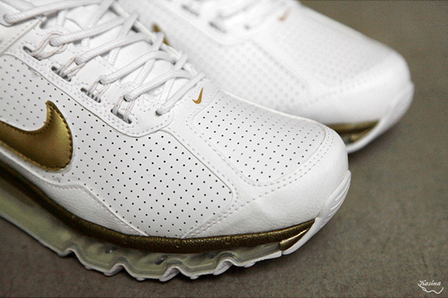 球鞋资讯,球鞋新闻,Nike官  Nike Air Max 2013 Leather QS 白金配色上市