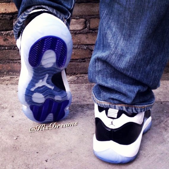 球鞋资讯,球鞋新闻,时尚杂 AJ11 Low Air Jordan 11 Low “Concord” 实物上脚