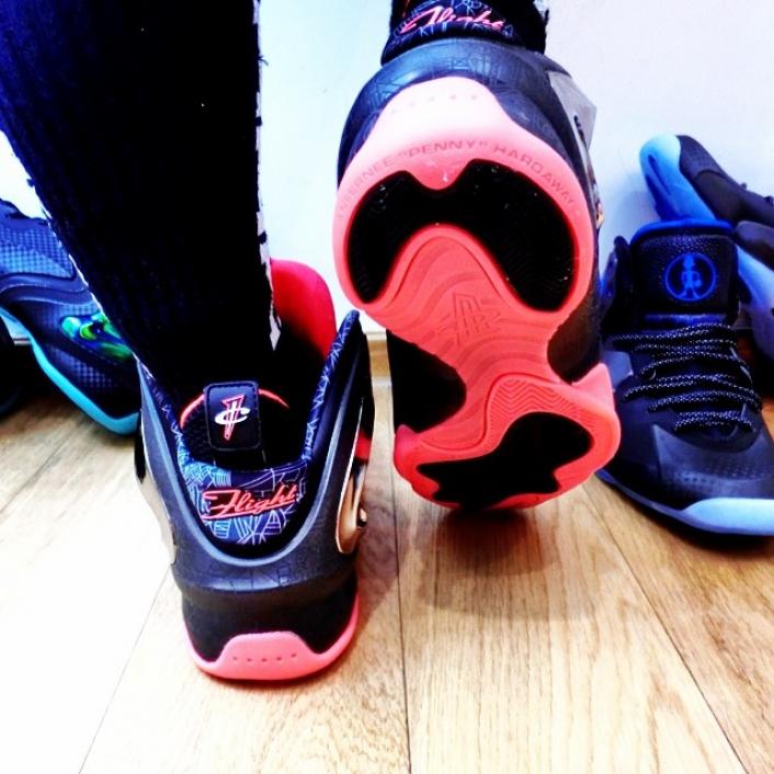 Nike,Lil,Penny,Posite,上脚效果 哈达威球鞋发售 Nike Lil' Penny Posite 上脚实拍