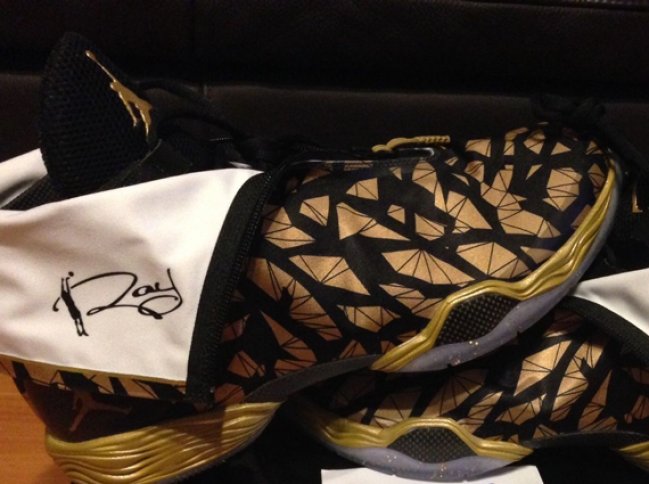 XX8,AJ28,Air Jordan XX8 AJ28 多双雷阿伦亲签 Air Jordan XX8 PE 亮相 eBay