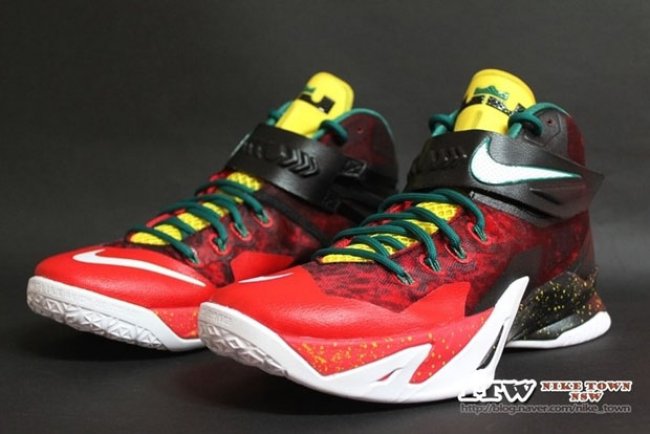 Nike,Zoom,LeBron,Soldier,8,圣诞 士兵8 Nike Zoom Soldier 8 "Christmas" 圣诞配色登场